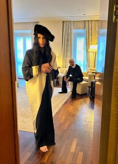 Cher feet photo 1
