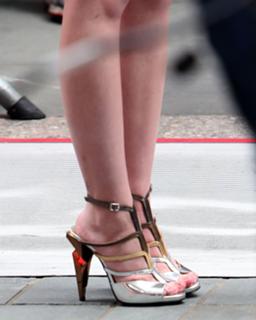 Cher Lloyd feet photo thumbnail