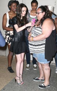 Cher Lloyd feet photo thumbnail