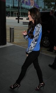 Cher Lloyd feet photo thumbnail