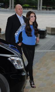 Cher Lloyd feet photo thumbnail