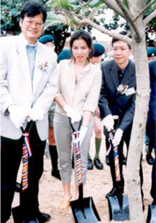 Cherie Chung feet photo 8