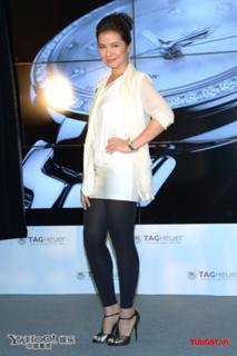 Cherie Chung feet photo 12