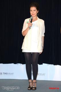 Cherie Chung feet photo 11