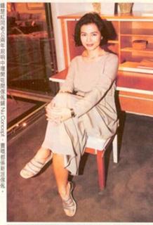 Cherie Chung feet photo 10