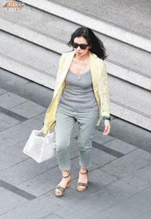 Cherie Chung feet photo 17