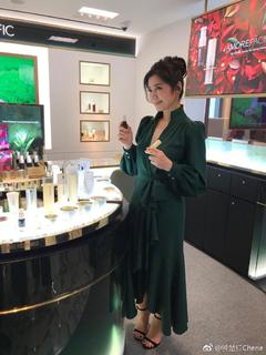 Cherie Chung feet photo 1