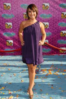 Cheryl Burke feet photo thumbnail