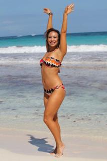 Cheryl Burke feet photo thumbnail