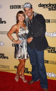 Cheryl Burke feet photo thumbnail