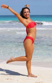 Cheryl Burke feet photo thumbnail