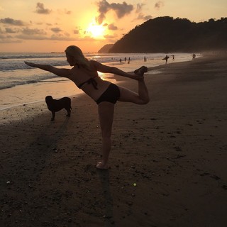 Cheryl Casone feet photo 14