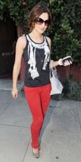 Cheryl feet photo thumbnail