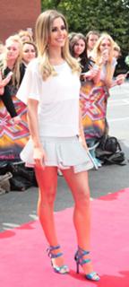Cheryl feet photo thumbnail