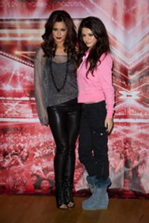 Cheryl feet photo thumbnail