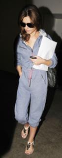 Cheryl feet photo thumbnail