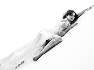 Cheryl feet photo thumbnail