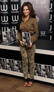 Cheryl feet photo thumbnail