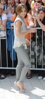 Cheryl feet photo thumbnail