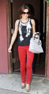 Cheryl feet photo thumbnail