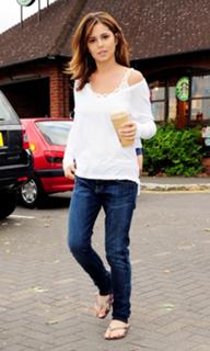 Cheryl feet photo thumbnail