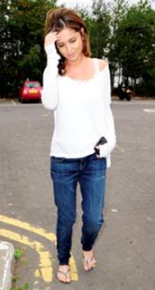 Cheryl feet photo thumbnail