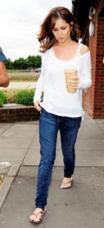 Cheryl feet photo thumbnail