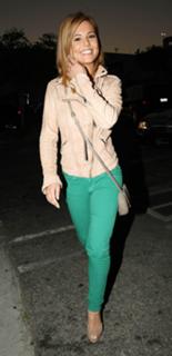 Cheryl feet photo thumbnail