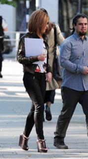 Cheryl feet photo thumbnail