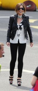 Cheryl feet photo thumbnail