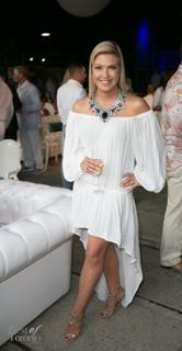 Cheryl Hickey feet photo 4