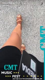 Cheryl Hickey feet photo 17
