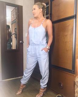 Cheryl Hickey feet photo 8