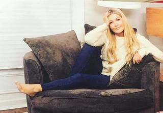 Cheryl Hickey feet photo 15