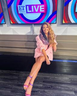 Cheryl Hickey feet photo 5