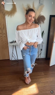 Cheryl Hickey feet photo 15