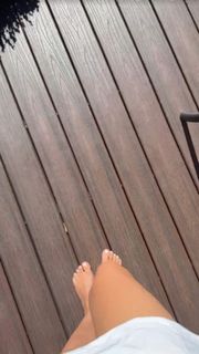 Cheryl Hickey feet photo 3