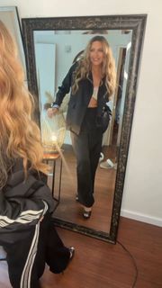 Cheryl Hickey feet photo 10