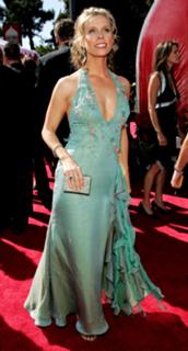 Cheryl Hines feet photo thumbnail