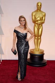 Cheryl Hines feet photo thumbnail