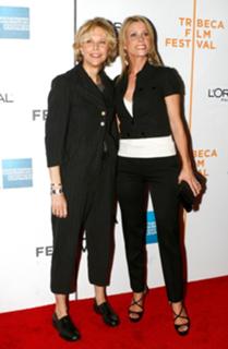 Cheryl Hines feet photo thumbnail