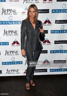 Cheryl Hines feet photo thumbnail