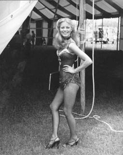 Cheryl Ladd feet photo thumbnail