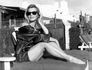 Cheryl Ladd feet photo thumbnail