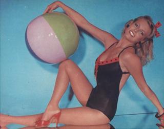Cheryl Ladd feet photo thumbnail