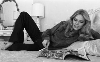 Cheryl Ladd feet photo thumbnail