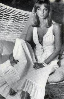 Cheryl Tiegs feet photo 2