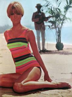 Cheryl Tiegs feet photo 4