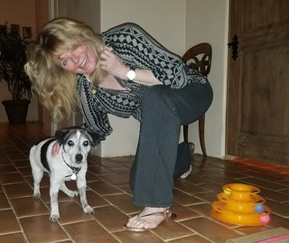 Cheryl Tiegs feet photo 9