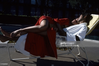 Cheryl Tiegs feet photo 3